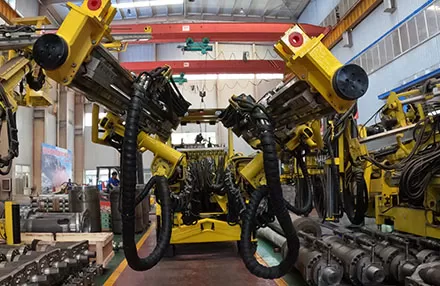 What is underground drilling rig ?