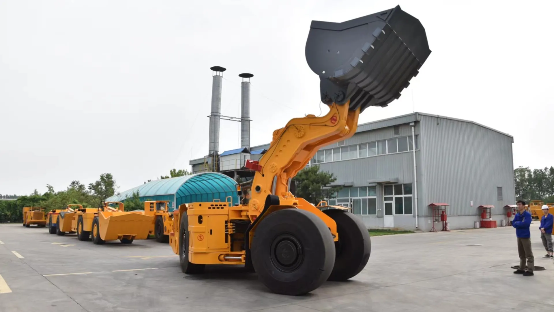 FKWJ-4 4m³ Underground LHD Loader Delivers 10-Ton Payload for Hard Rock Mining